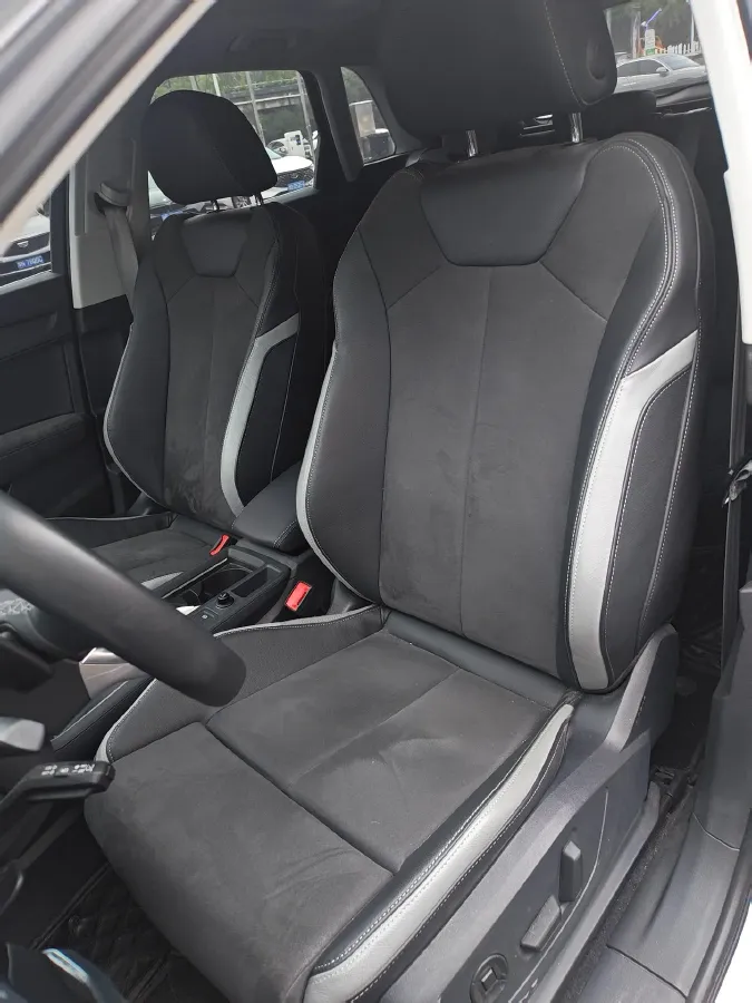 2023 Audi Q3 1.4T 150HP L4 7DCT,autocango,china used car exporter,china ev exporter,chinese used car exporter,chinese used ev exporter