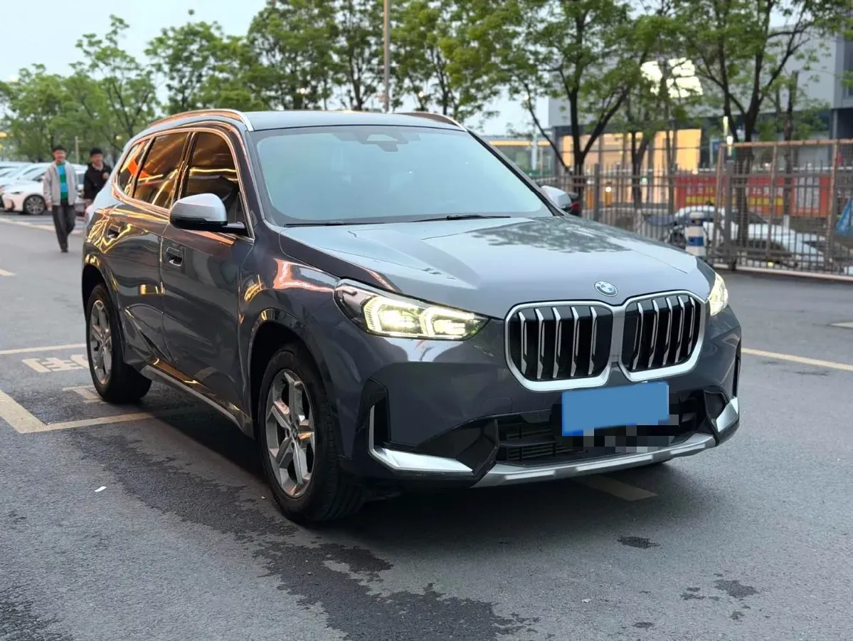 2023 BMW X1 1.5T 156HP L3 7DCT,autocango,china used car exporter,china ev exporter,chinese used car exporter,chinese used ev exporter