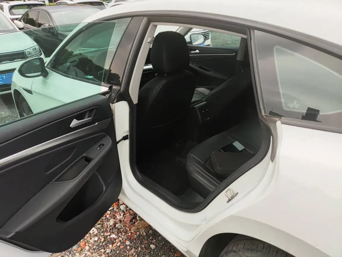 2024 Volkswagen Lamando 1.2T 116HP L4 7DCT,autocango,china used car exporter,china ev exporter,chinese used car exporter,chinese used ev exporter