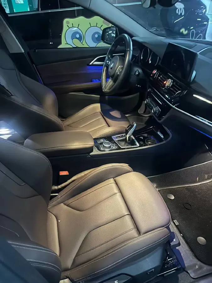 2022 BMW 1 Series 2.0T 192HP L4 7DCT,autocango,china used car exporter,china ev exporter,chinese used car exporter,chinese used ev exporter