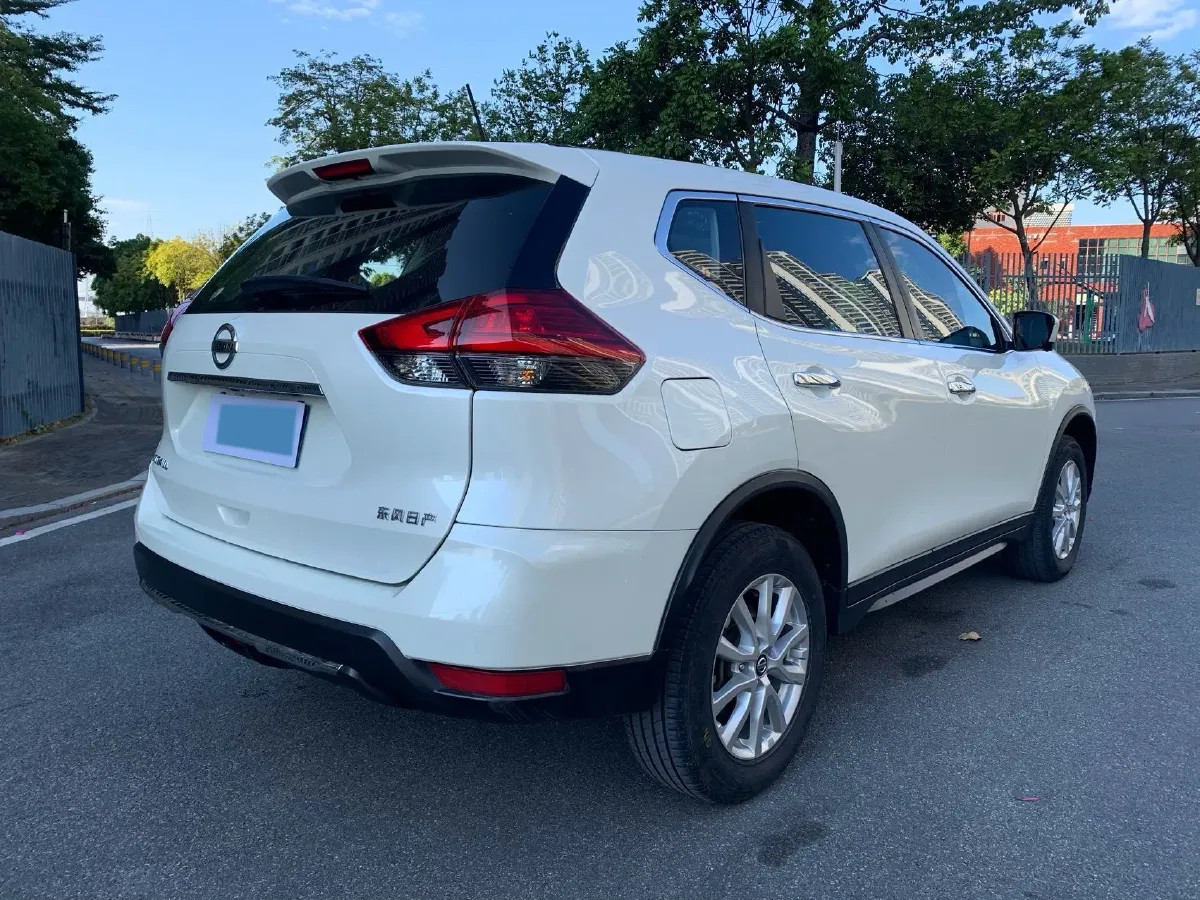 2021 Nissan X-Trail 2.0L 151HP L4 CVT,autocango,china used car exporter,china ev exporter,chinese used car exporter,chinese used ev exporter