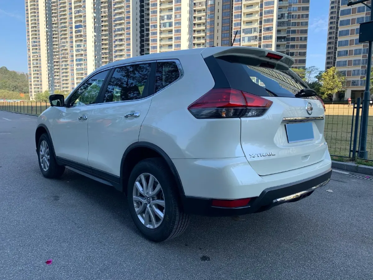 2021 Nissan X-Trail 2.0L 151HP L4 CVT,autocango,china used car exporter,china ev exporter,chinese used car exporter,chinese used ev exporter