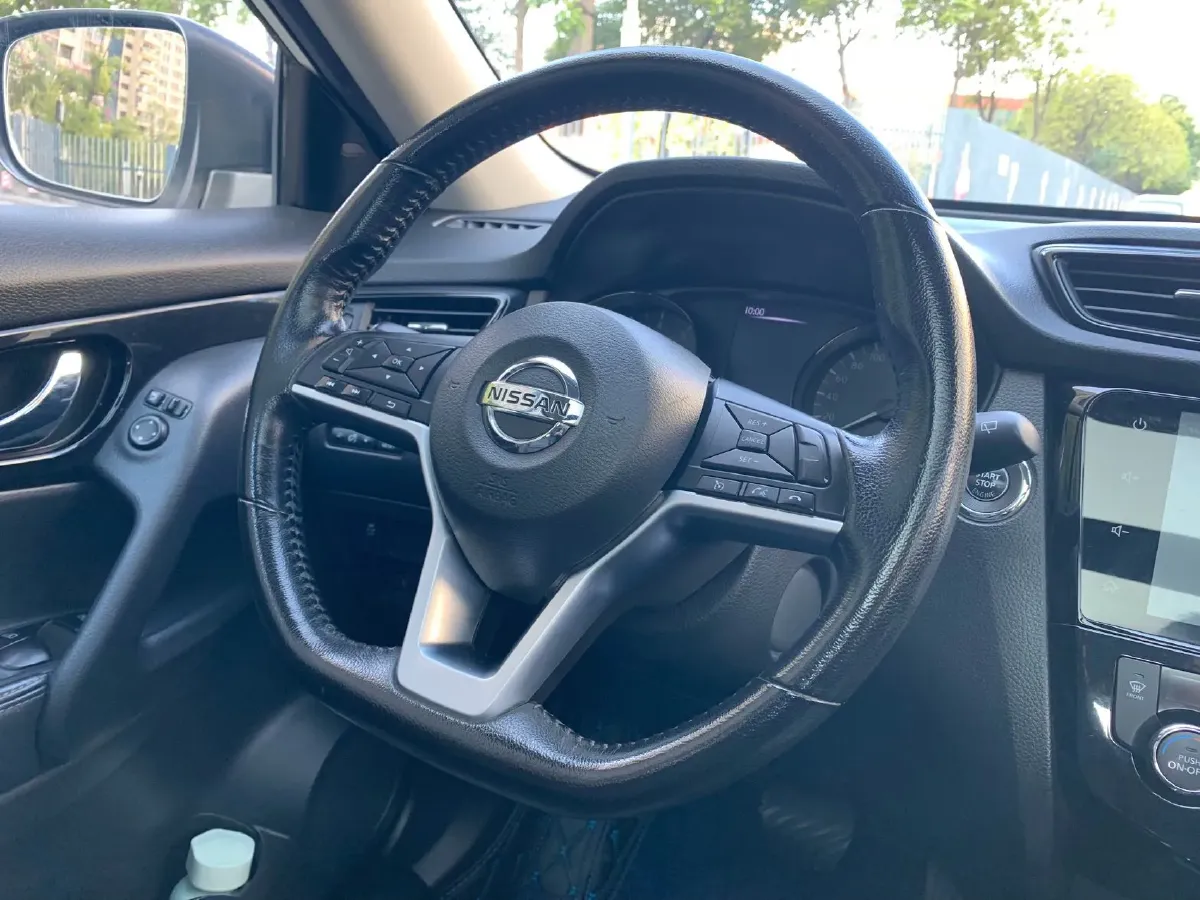 2021 Nissan X-Trail 2.0L 151HP L4 CVT,autocango,china used car exporter,china ev exporter,chinese used car exporter,chinese used ev exporter