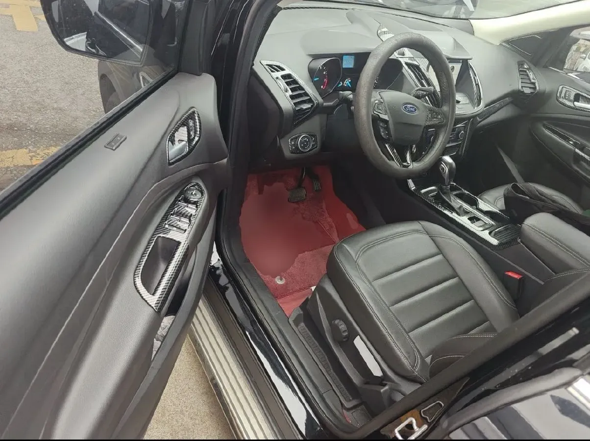 2019 Ford Kuga 1.5T 182HP L4 6AT,autocango,china used car exporter,china ev exporter,chinese used car exporter,chinese used ev exporter