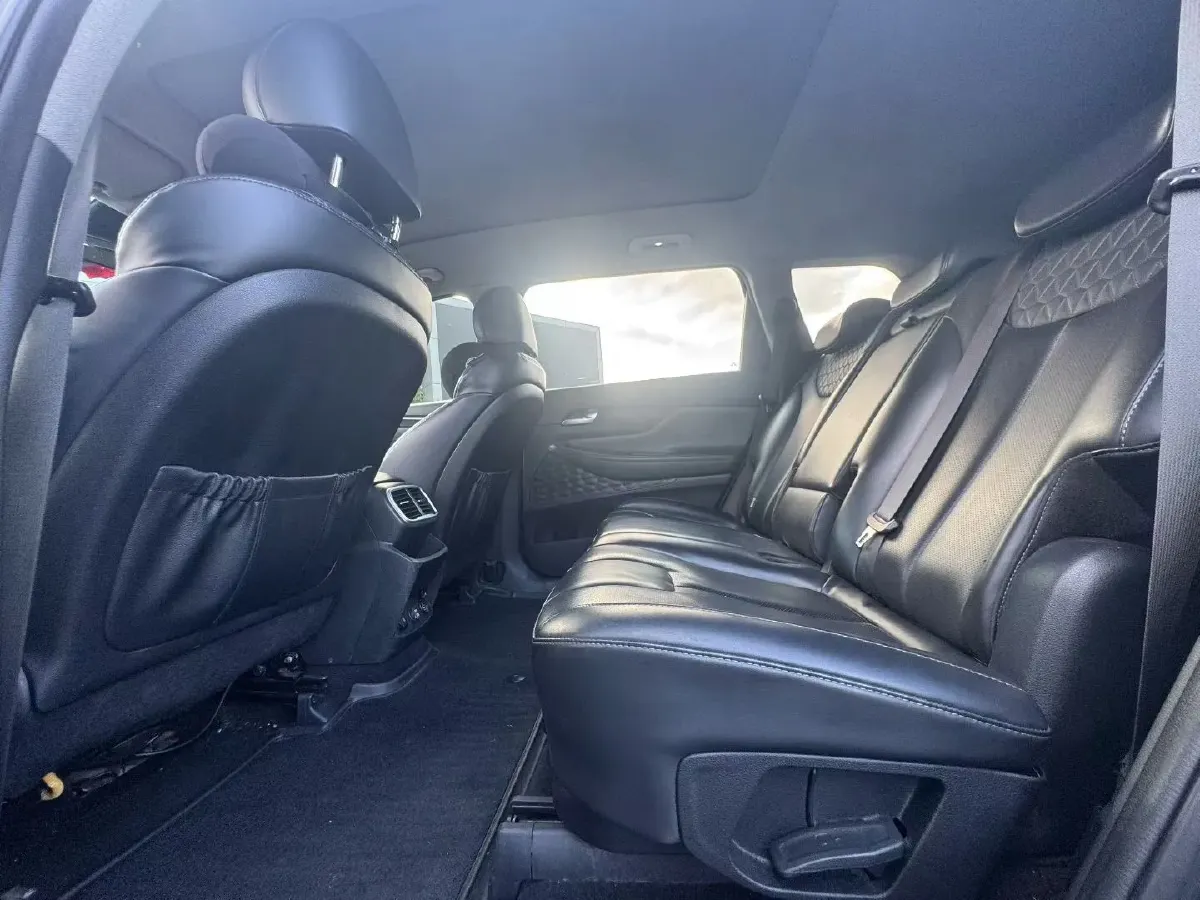 2019 Hyundai Santafe 2.0T 240HP L4 8AT,autocango,china used car exporter,china ev exporter,chinese used car exporter,chinese used ev exporter