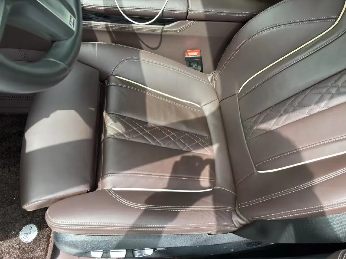 2019 BMW 7 Series 2.0T 265HP L4 8AT,autocango,china used car exporter,china ev exporter,chinese used car exporter,chinese used ev exporter