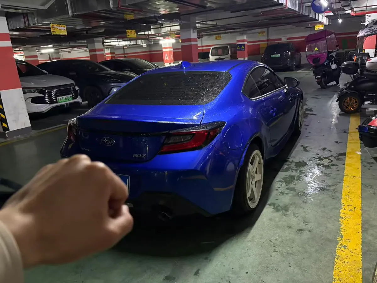 2022 Subaru BRZ 2.4L 234HP H4 6MT,autocango,china used car exporter,china ev exporter,chinese used car exporter,chinese used ev exporter