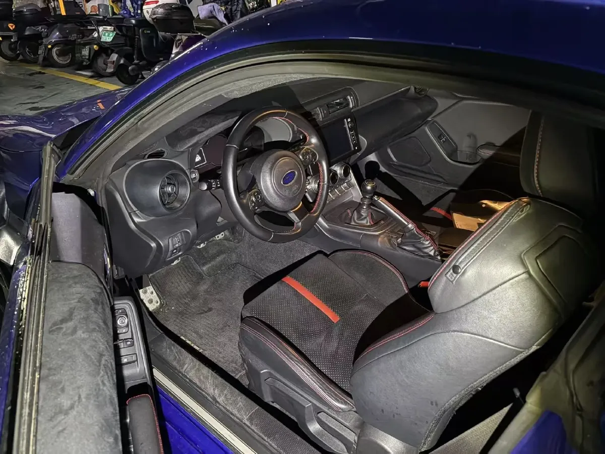 2022 Subaru BRZ 2.4L 234HP H4 6MT,autocango,china used car exporter,china ev exporter,chinese used car exporter,chinese used ev exporter