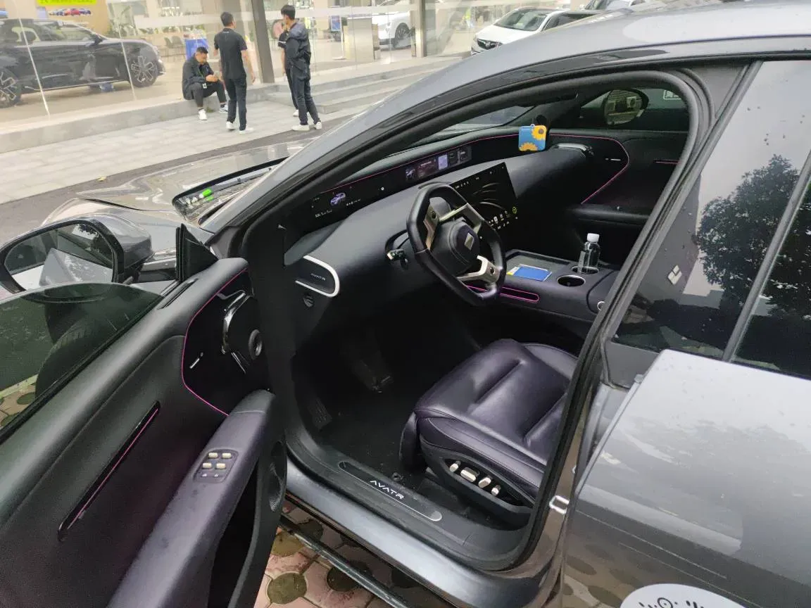 2024 Avatr 07 1.5T 156HP L4 REEV 39.05KWH,autocango,china used car exporter,china ev exporter,chinese used car exporter,chinese used ev exporter