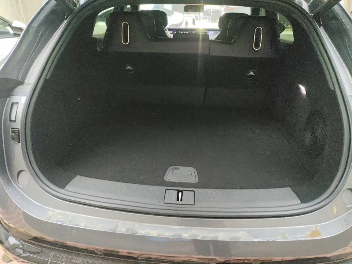 2024 Avatr 07 1.5T 156HP L4 REEV 39.05KWH,autocango,china used car exporter,china ev exporter,chinese used car exporter,chinese used ev exporter