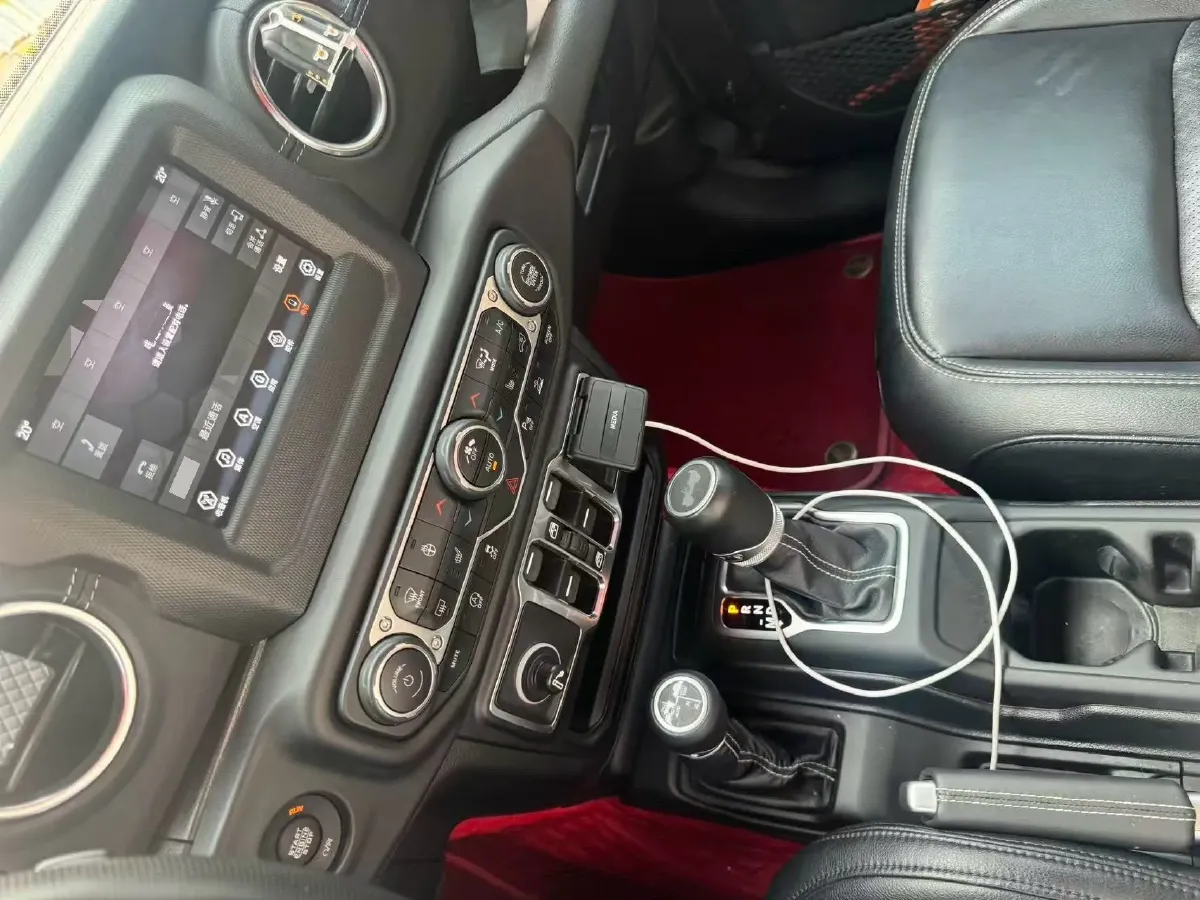 2021 Jeep Wrangler 2.0T 266HP L4 8AT,autocango,china used car exporter,china ev exporter,chinese used car exporter,chinese used ev exporter