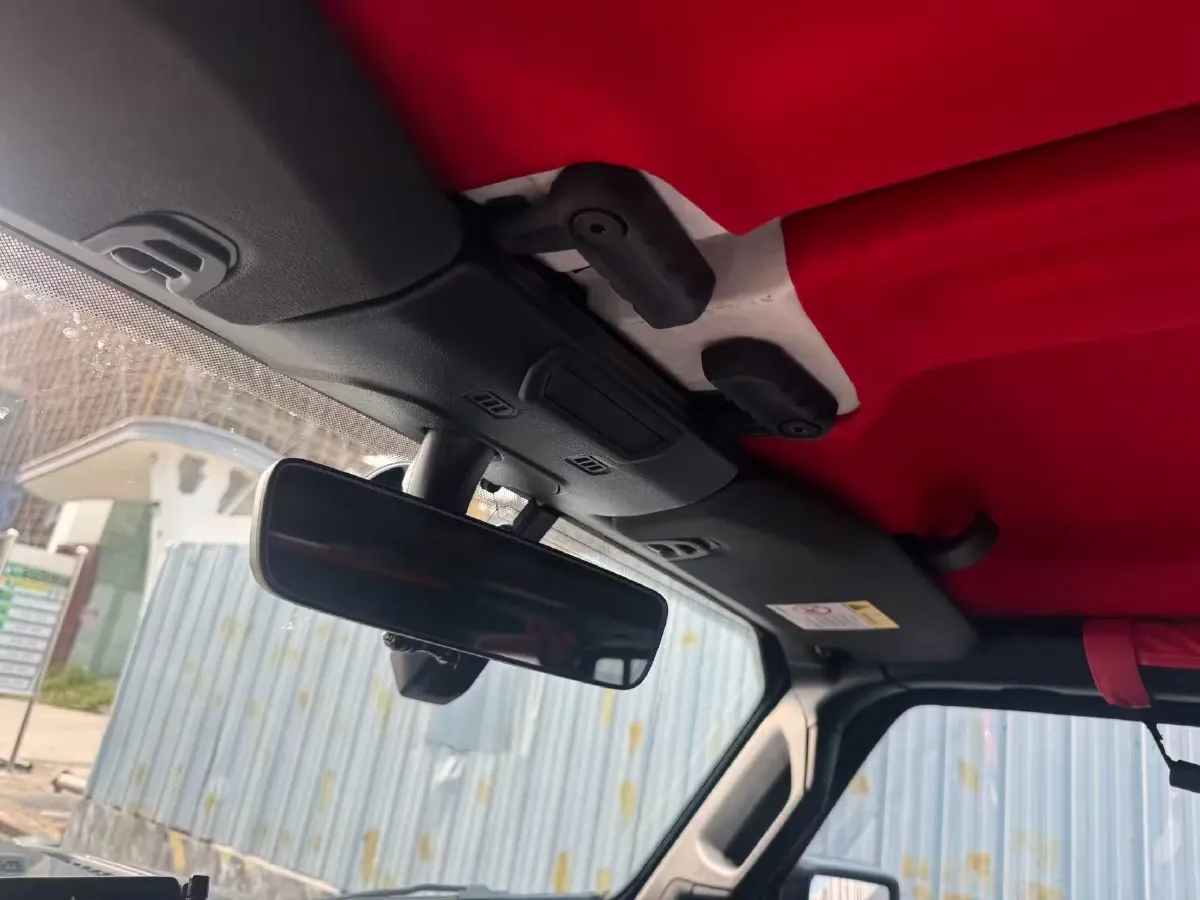 2021 Jeep Wrangler 2.0T 266HP L4 8AT,autocango,china used car exporter,china ev exporter,chinese used car exporter,chinese used ev exporter