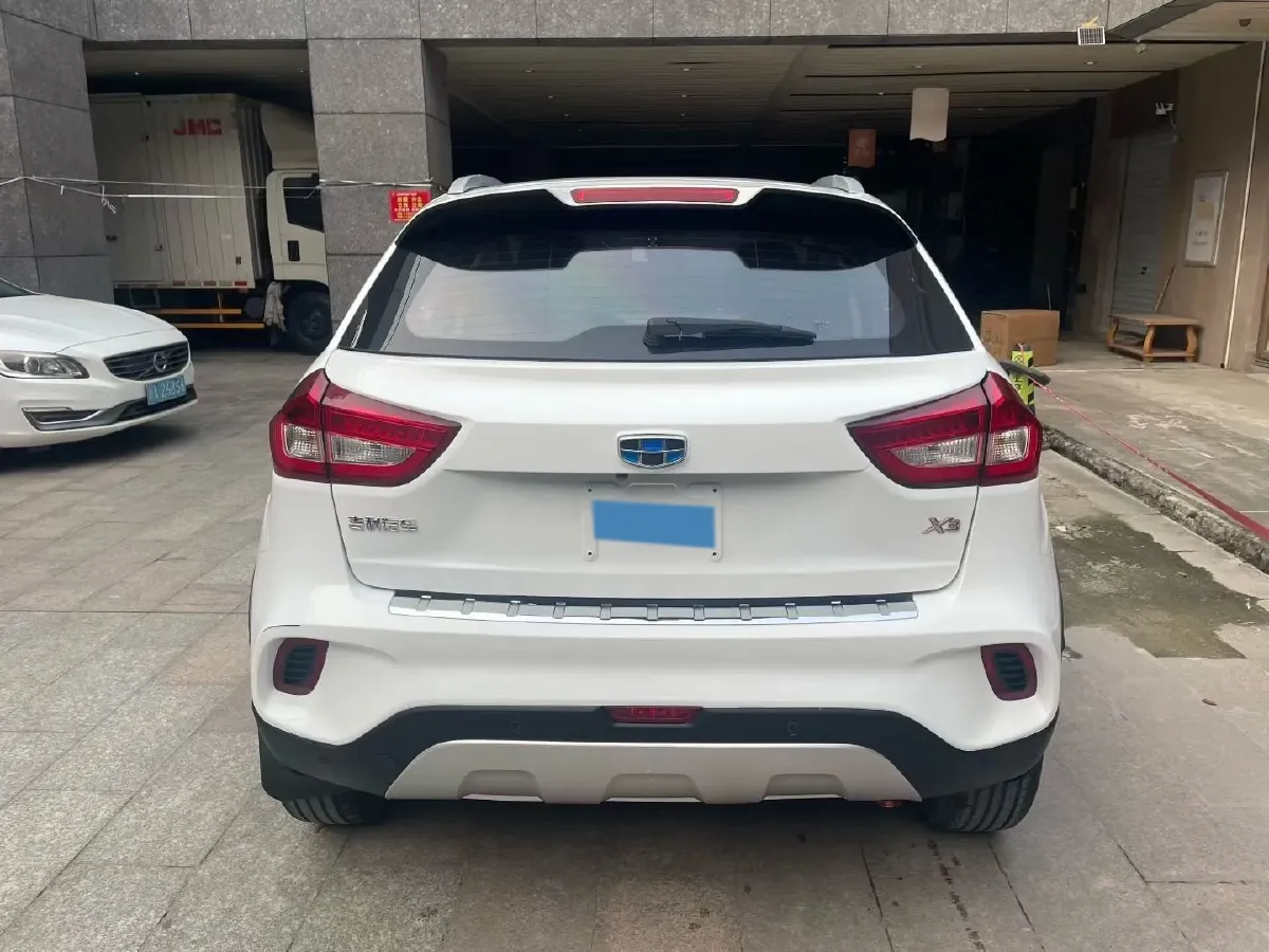 2017 Geely Vision X3 1.5L 102HP L4 4AT,autocango,china used car exporter,china ev exporter,chinese used car exporter,chinese used ev exporter