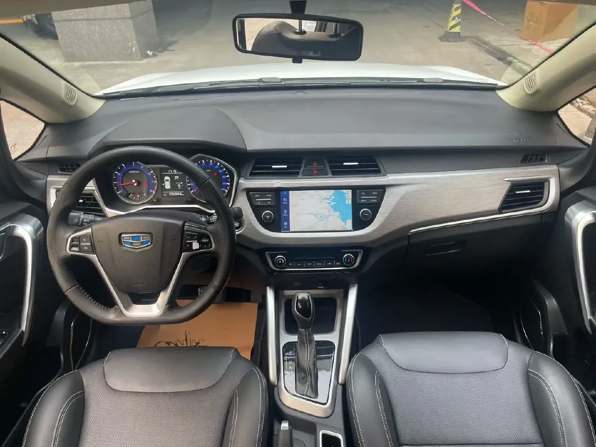 2017 Geely Vision X3 1.5L 102HP L4 4AT,autocango,china used car exporter,china ev exporter,chinese used car exporter,chinese used ev exporter