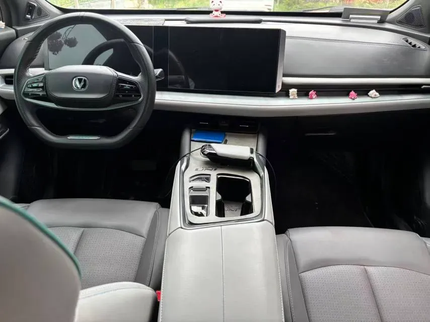 2023 ChangAn UNI-T 1.5T 188HP L4 7DCT,autocango,china used car exporter,china ev exporter,chinese used car exporter,chinese used ev exporter