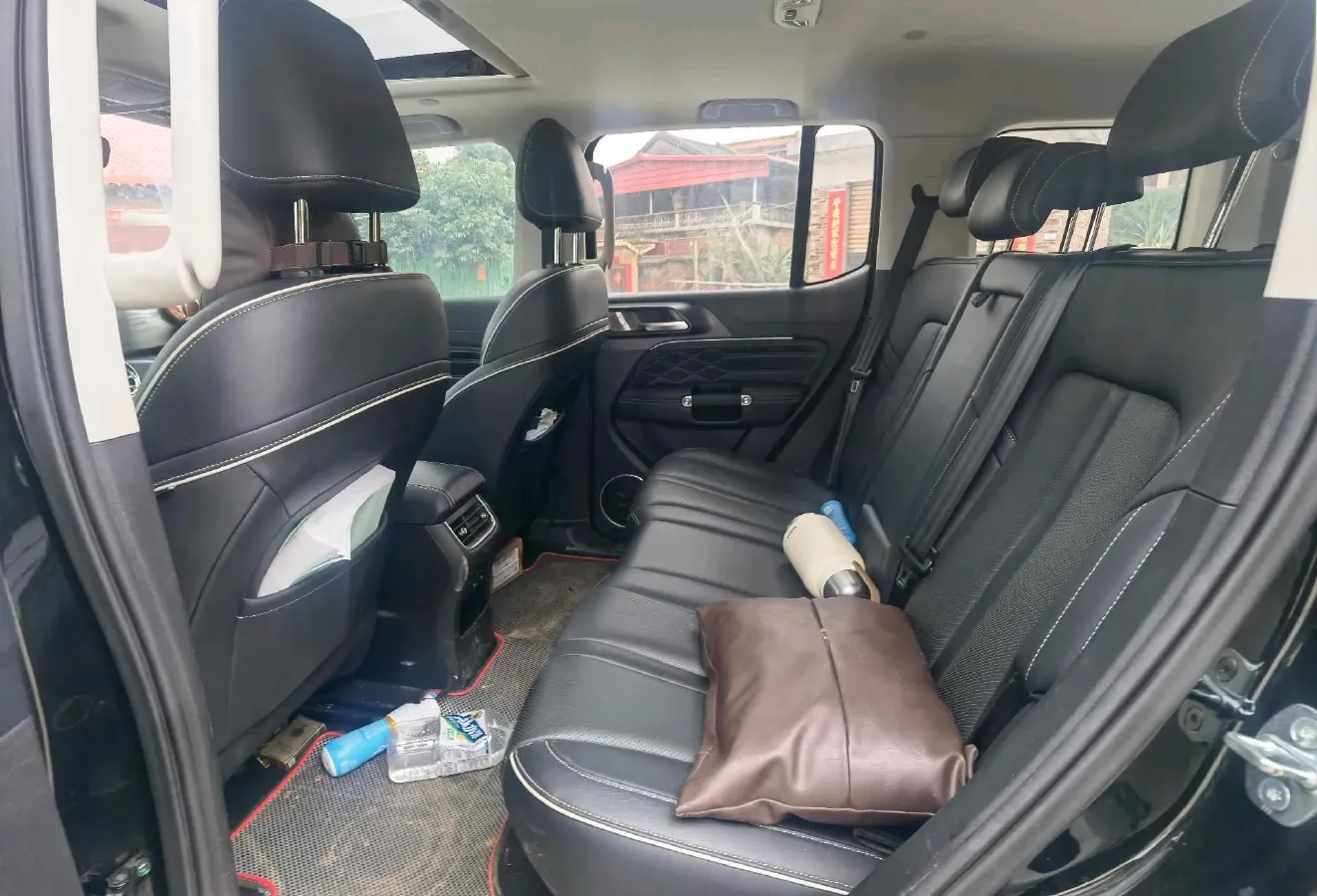 2023 Tank 300 2.0T 227HP L4 8AT,autocango,china used car exporter,china ev exporter,chinese used car exporter,chinese used ev exporter