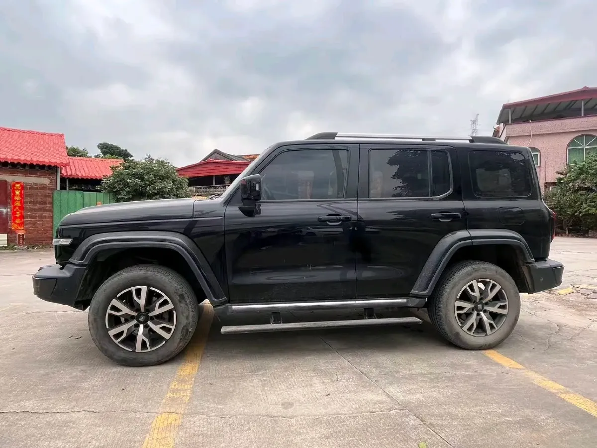 2023 Tank 300 2.0T 227HP L4 8AT,autocango,china used car exporter,china ev exporter,chinese used car exporter,chinese used ev exporter