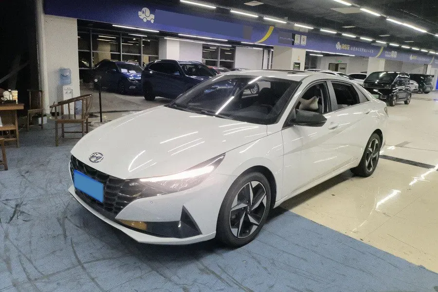 2022 Hyundai Elantra 1.5L 115HP L4 CVT,autocango,china used car exporter,china ev exporter,chinese used car exporter,chinese used ev exporter