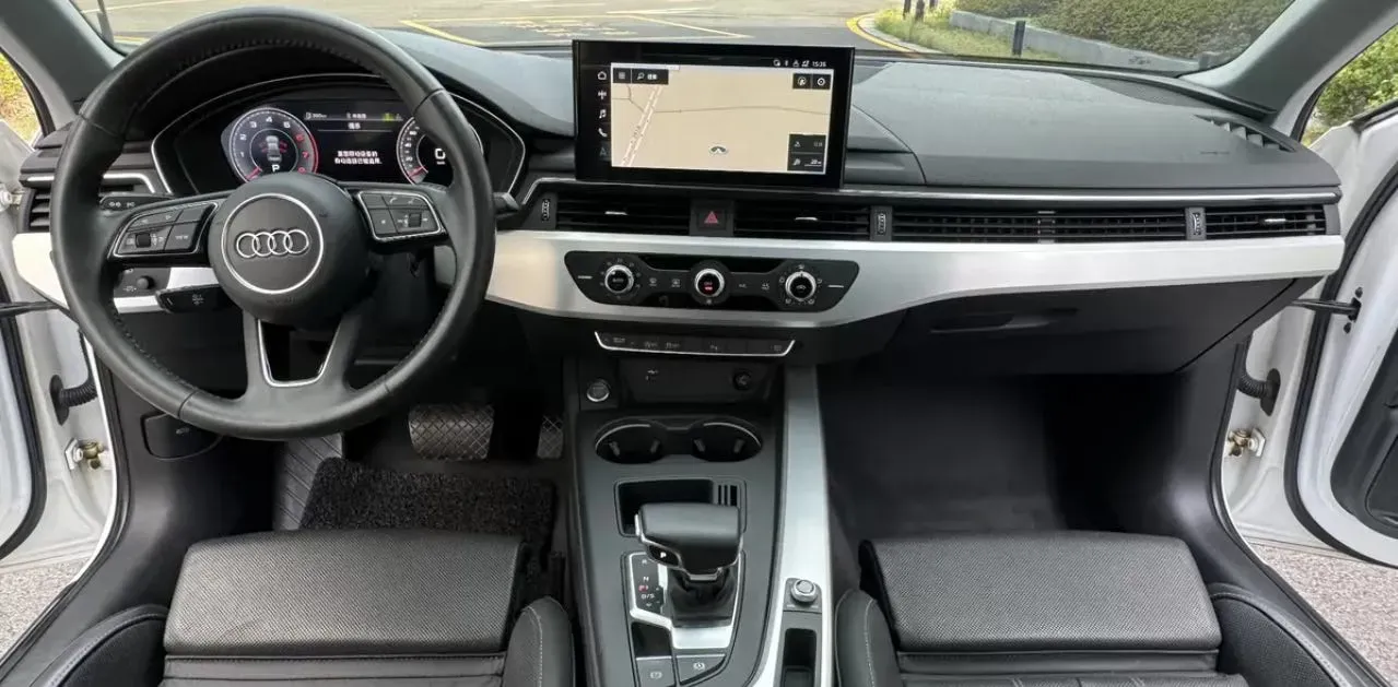 2020 Audi A4L 2.0T 190HP L4 7DCT,autocango,china used car exporter,china ev exporter,chinese used car exporter,chinese used ev exporter