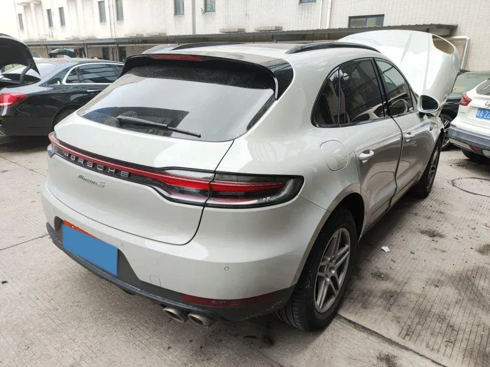 2021 Porsche Macan 2.0T 252HP L4 7DCT,autocango,china used car exporter,china ev exporter,chinese used car exporter,chinese used ev exporter