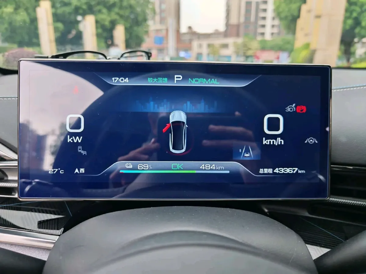 2022 AITO AITO M5 Range Extended 125HP REEV 40KWH,autocango,china used car exporter,china ev exporter,chinese used car exporter,chinese used ev exporter