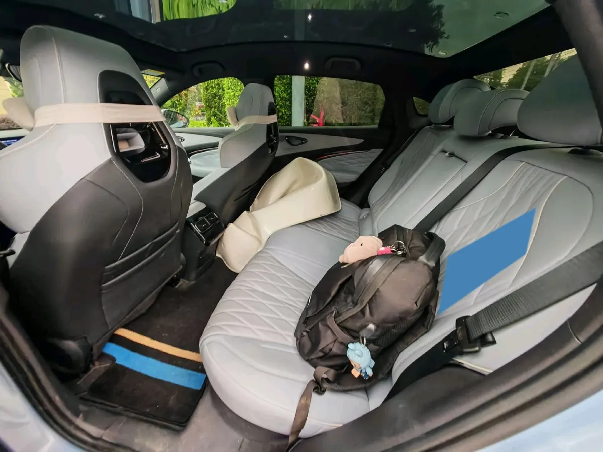 2022 AITO AITO M5 Range Extended 125HP REEV 40KWH,autocango,china used car exporter,china ev exporter,chinese used car exporter,chinese used ev exporter