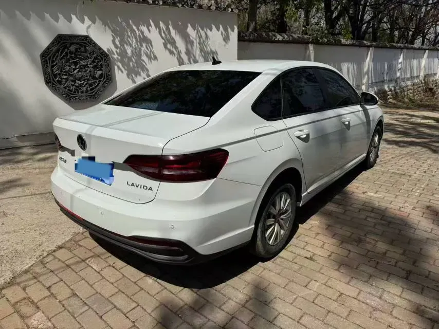 2023 Volkswagen Lavida 1.5L 113HP L4 6AT,autocango,china used car exporter,china ev exporter,chinese used car exporter,chinese used ev exporter