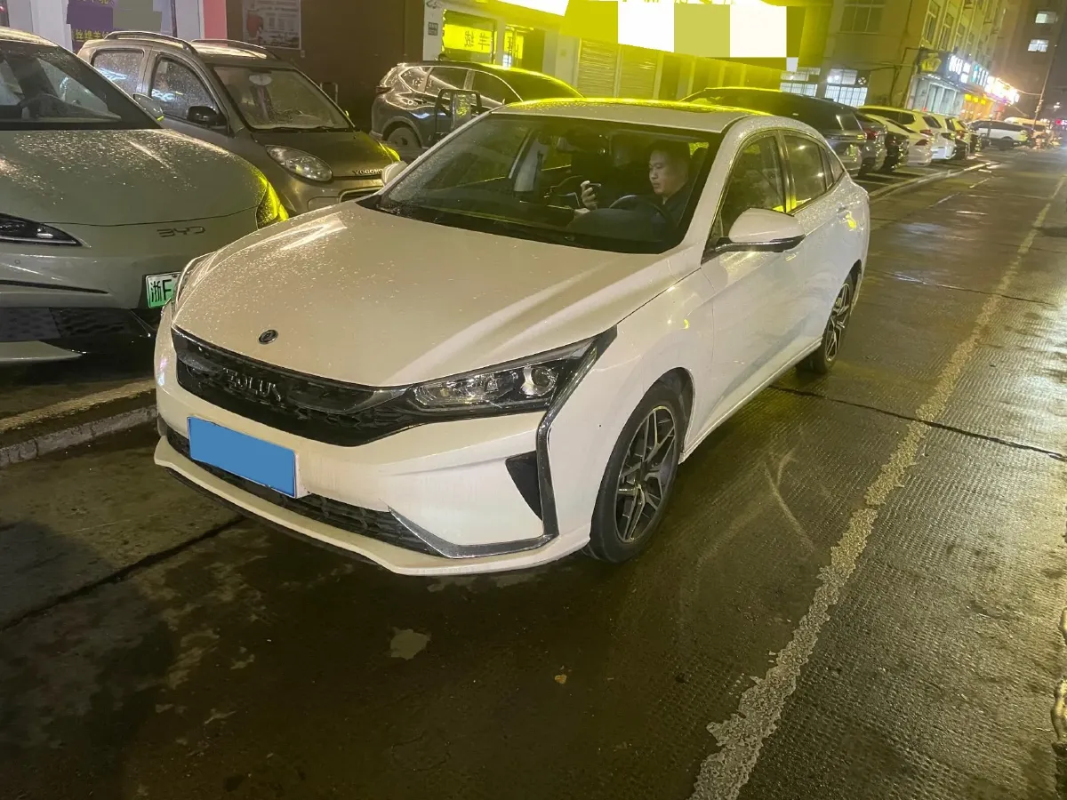 2021 DongFeng Aeolus YiXuan 1.5T 150HP L4 6DCT,autocango,china used car exporter,china ev exporter,chinese used car exporter,chinese used ev exporter