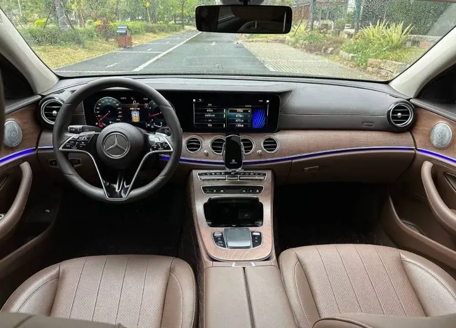 2023 Mercedes-Benz E Class 2.0T 258HP L4 9AT,autocango,china used car exporter,china ev exporter,chinese used car exporter,chinese used ev exporter