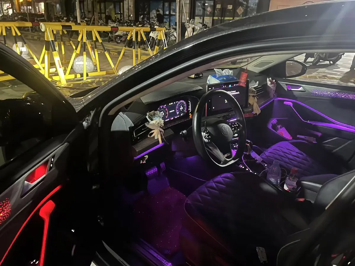 2023 Volkswagen Sagitar 1.5T 160HP L4 7DCT,autocango,china used car exporter,china ev exporter,chinese used car exporter,chinese used ev exporter