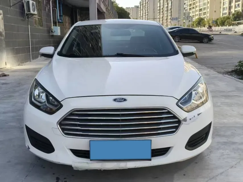 2019 Ford Escort 1.5L 122HP L3 6AT,autocango,china used car exporter,china ev exporter,chinese used car exporter,chinese used ev exporter