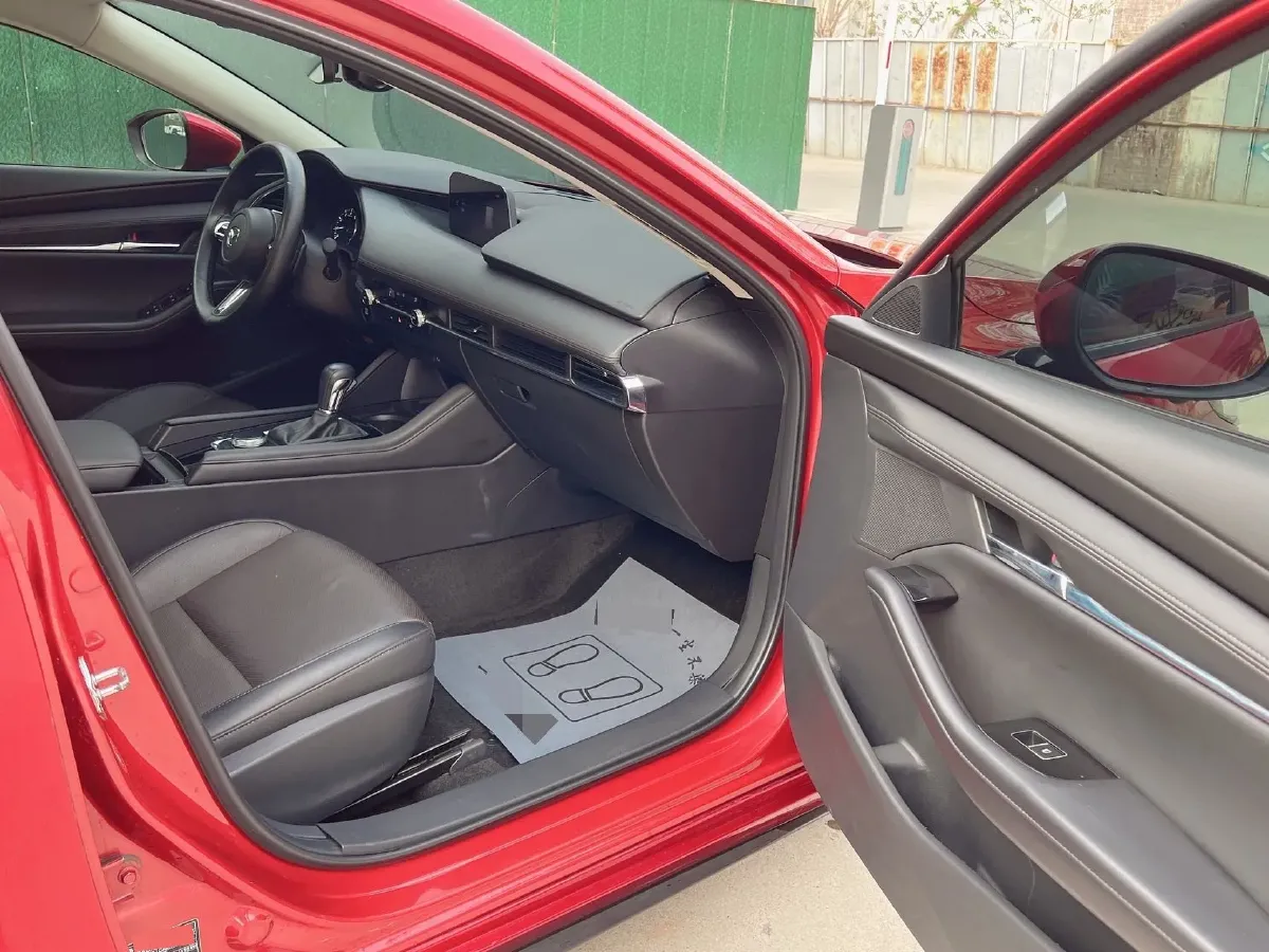 2021 Mazda 3 Axela 2.0L 158HP L4 6AT,autocango,china used car exporter,china ev exporter,chinese used car exporter,chinese used ev exporter
