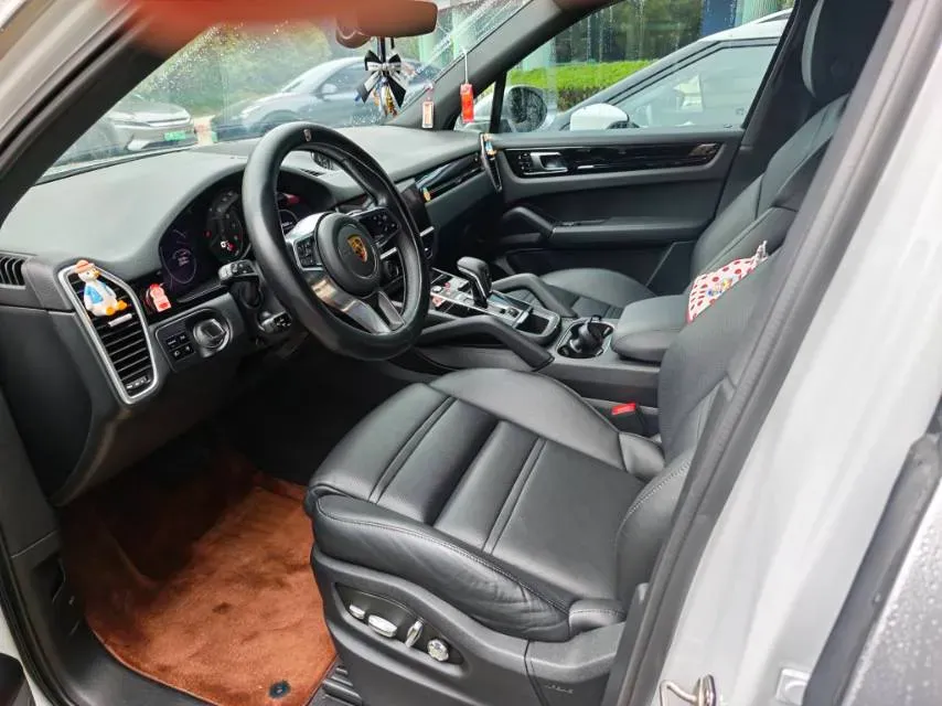 2021 Porsche Cayenne 2.0T 252HP L4 8AT PHEV 17.9KWH,autocango,china used car exporter,china ev exporter,chinese used car exporter,chinese used ev exporter