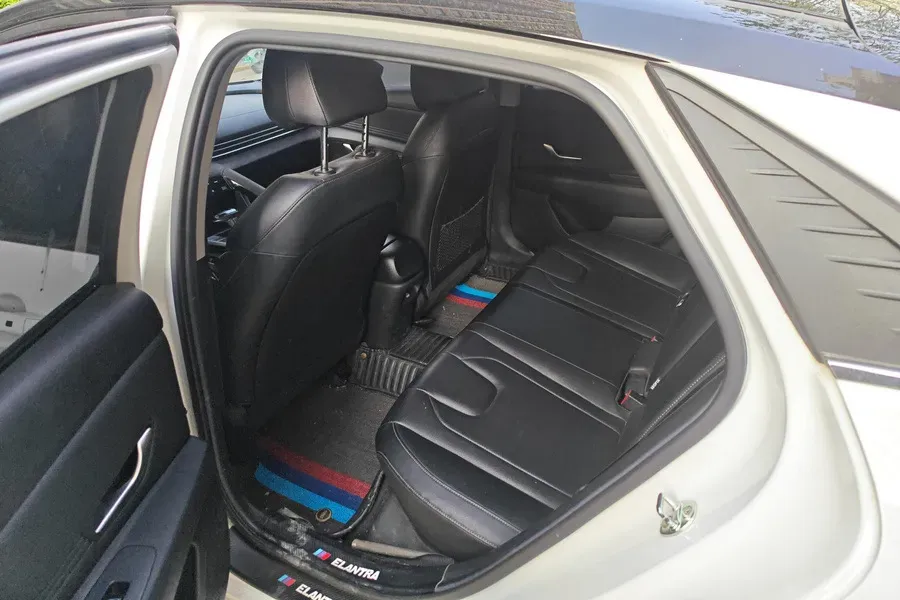 2021 Hyundai Elantra 1.5L 115HP L4 CVT,autocango,china used car exporter,china ev exporter,chinese used car exporter,chinese used ev exporter