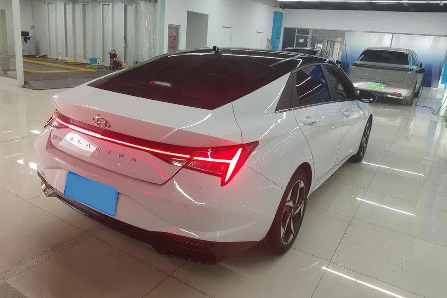 2021 Hyundai Elantra 1.5L 115HP L4 CVT,autocango,china used car exporter,china ev exporter,chinese used car exporter,chinese used ev exporter