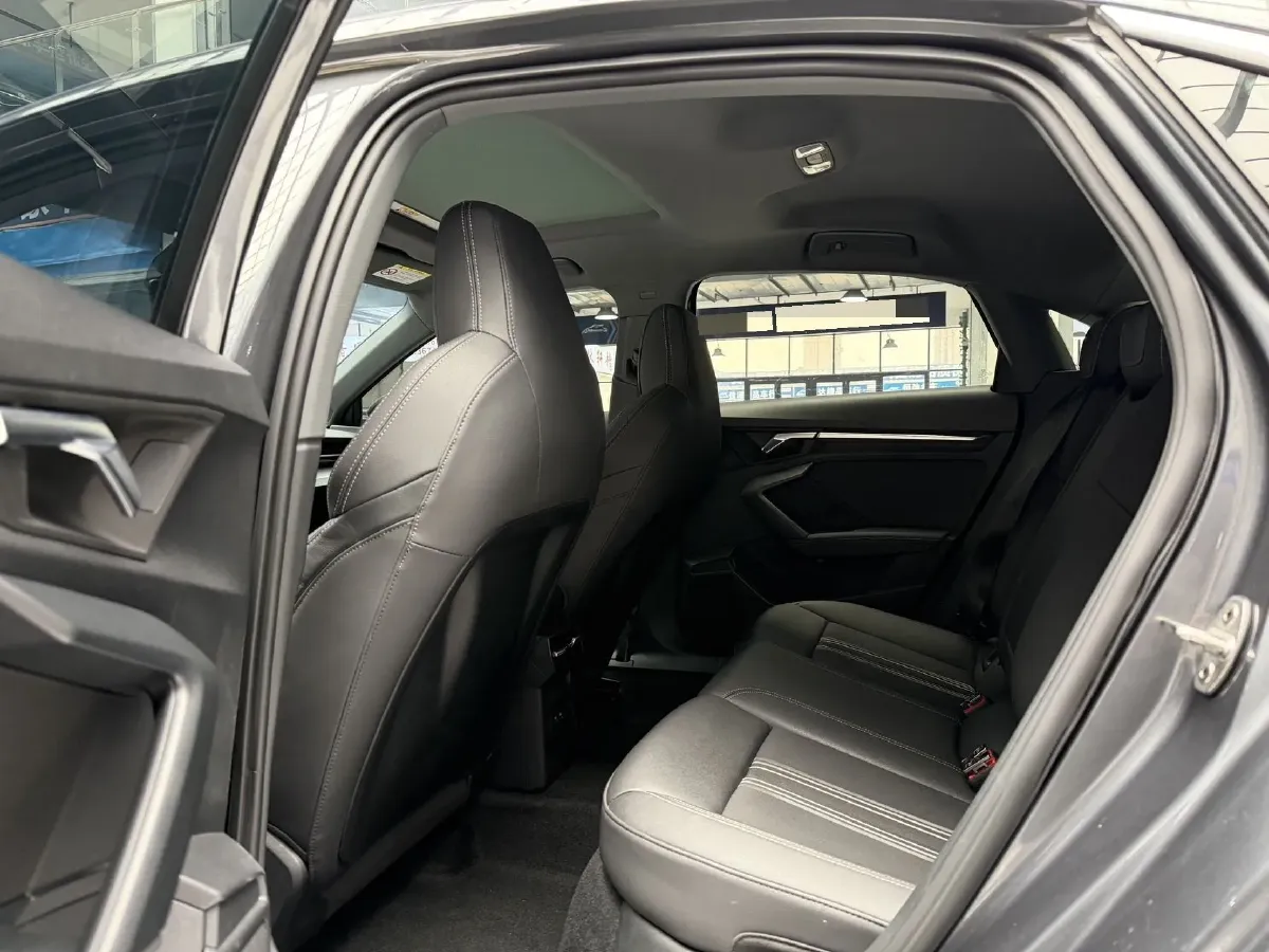 2022 Audi A3 1.4T 150HP L4 7DCT,autocango,china used car exporter,china ev exporter,chinese used car exporter,chinese used ev exporter