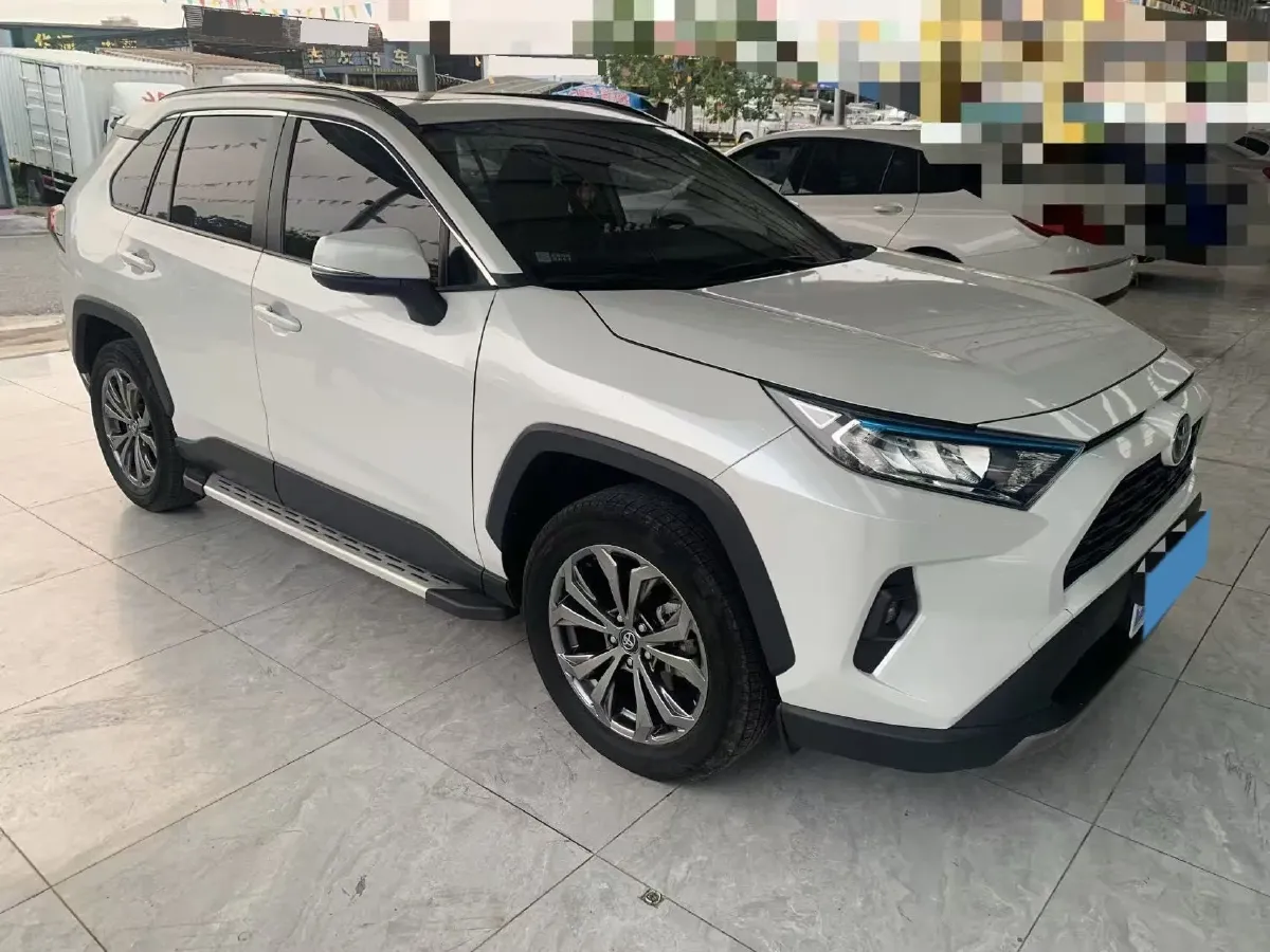 2024 Toyota RAV4 2.0L 171HP L4 CVT,autocango,china used car exporter,china ev exporter,chinese used car exporter,chinese used ev exporter