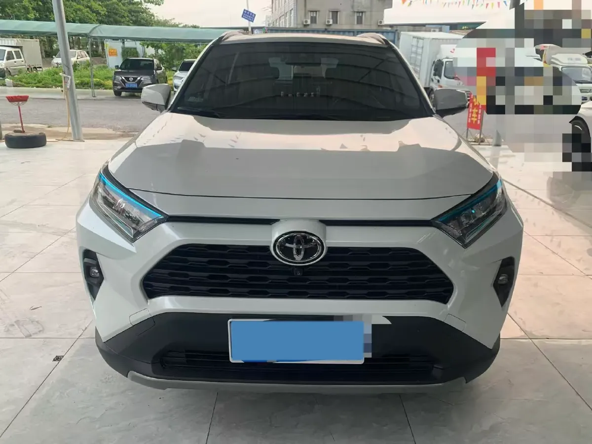 2024 Toyota RAV4 2.0L 171HP L4 CVT,autocango,china used car exporter,china ev exporter,chinese used car exporter,chinese used ev exporter