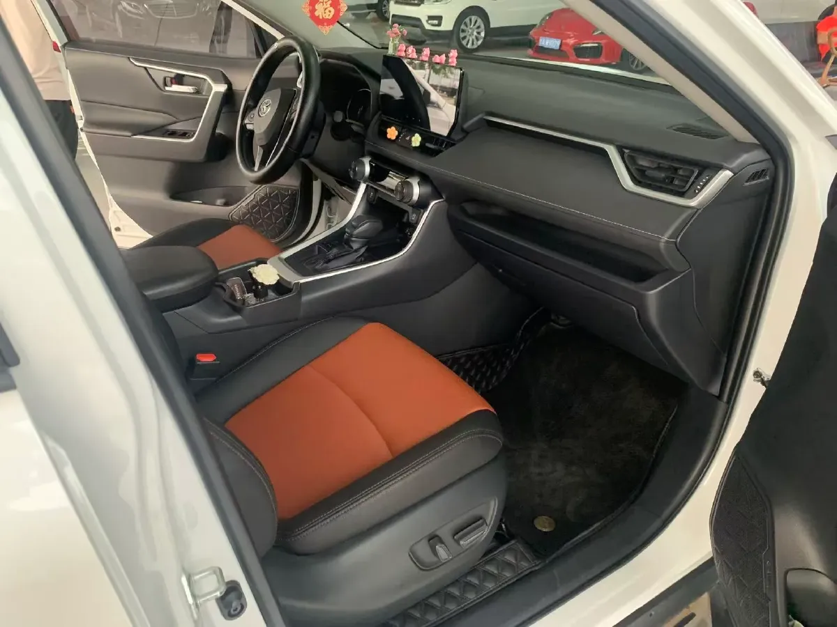 2024 Toyota RAV4 2.0L 171HP L4 CVT,autocango,china used car exporter,china ev exporter,chinese used car exporter,chinese used ev exporter