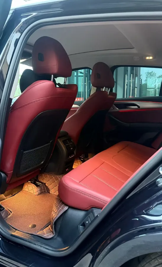 2022 BMW X4 2.0T 245HP L4 8AT,autocango,china used car exporter,china ev exporter,chinese used car exporter,chinese used ev exporter