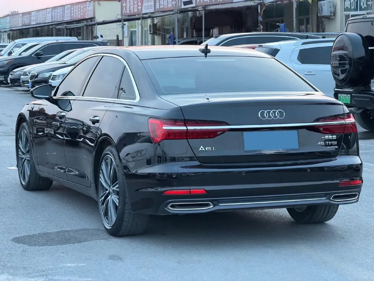 2021 Audi A6L 2.0T 224HP L4 7DCT,autocango,china used car exporter,china ev exporter,chinese used car exporter,chinese used ev exporter