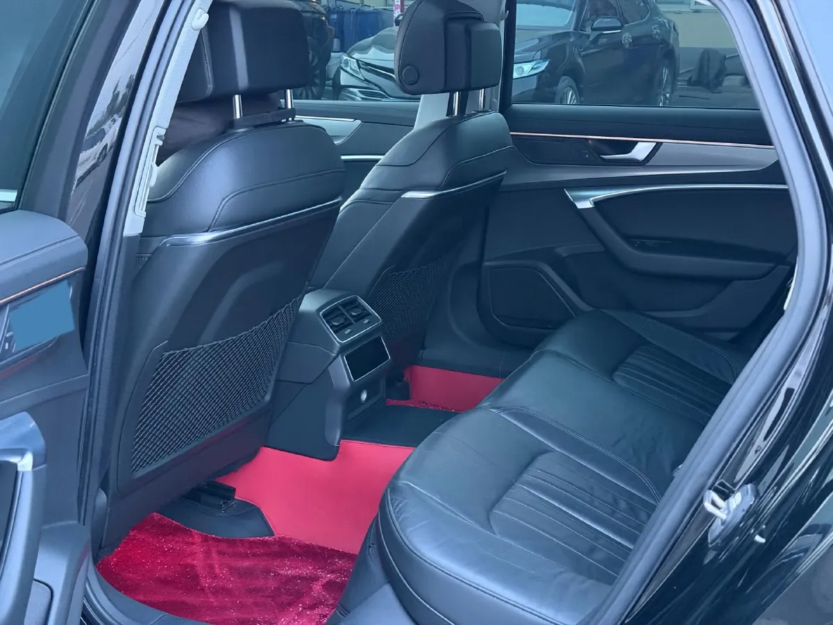 2021 Audi A6L 2.0T 224HP L4 7DCT,autocango,china used car exporter,china ev exporter,chinese used car exporter,chinese used ev exporter