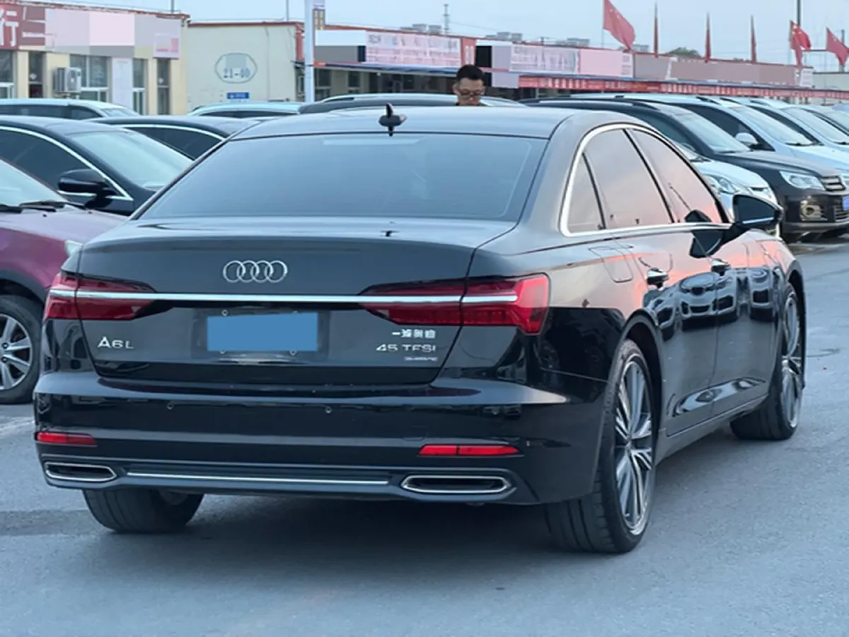 2021 Audi A6L 2.0T 224HP L4 7DCT,autocango,china used car exporter,china ev exporter,chinese used car exporter,chinese used ev exporter