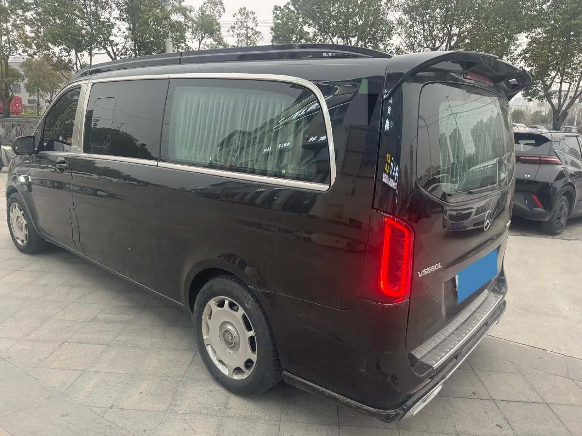 2023 Mercedes-Benz Vito 2.0T 211HP L4 9AT,autocango,china used car exporter,china ev exporter,chinese used car exporter,chinese used ev exporter