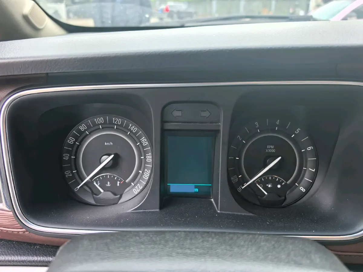 2018 Buick GL8 2.0T 260HP L4 6AT,autocango,china used car exporter,china ev exporter,chinese used car exporter,chinese used ev exporter