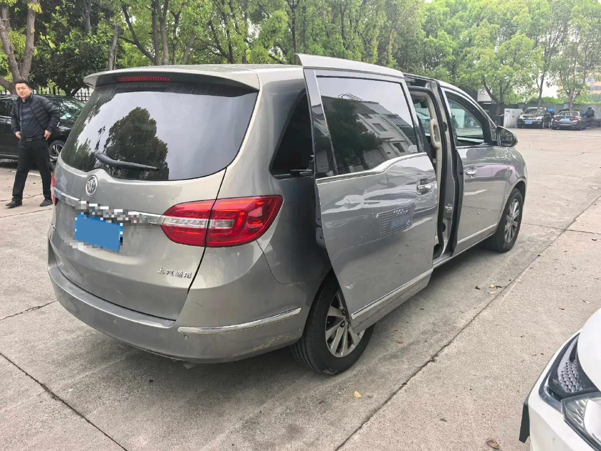 2018 Buick GL8 2.0T 260HP L4 6AT,autocango,china used car exporter,china ev exporter,chinese used car exporter,chinese used ev exporter