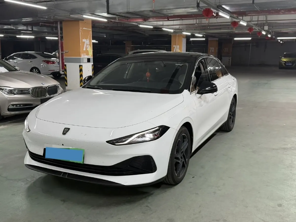 2023 Roewe D7 1.5L 112HP L4 1DHT PHEV 21.4KWH,autocango,china used car exporter,china ev exporter,chinese used car exporter,chinese used ev exporter
