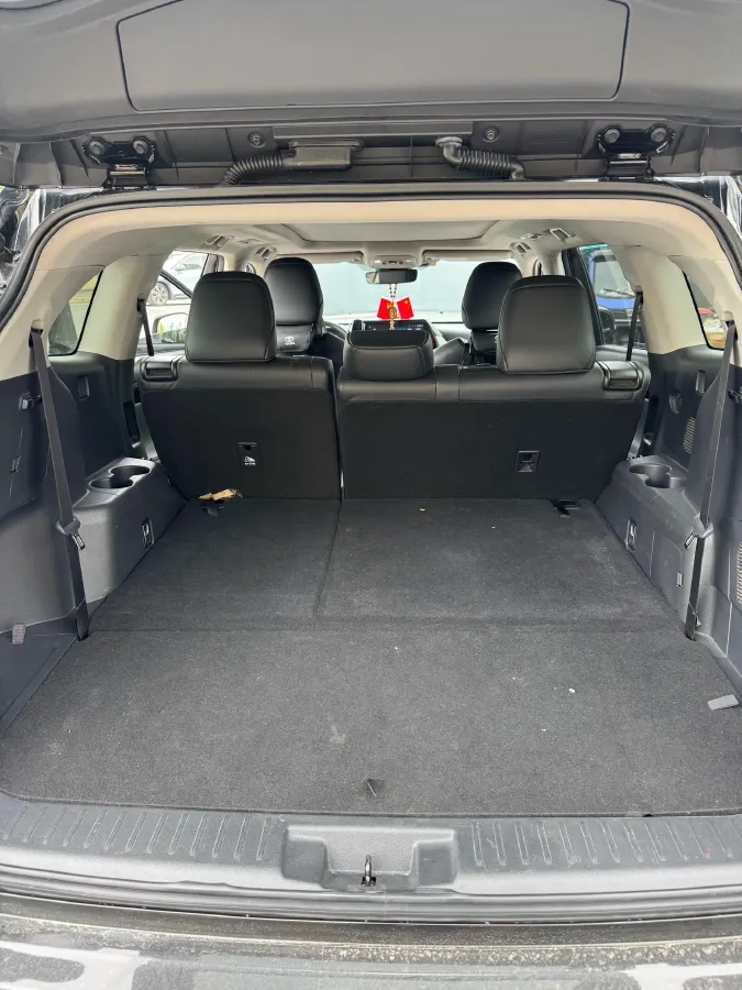 2022 Toyota Highlander 2.0T 248HP L4 8AT,autocango,china used car exporter,china ev exporter,chinese used car exporter,chinese used ev exporter