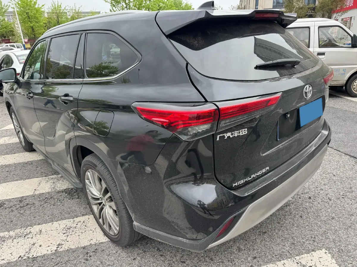 2022 Toyota Highlander 2.0T 248HP L4 8AT,autocango,china used car exporter,china ev exporter,chinese used car exporter,chinese used ev exporter