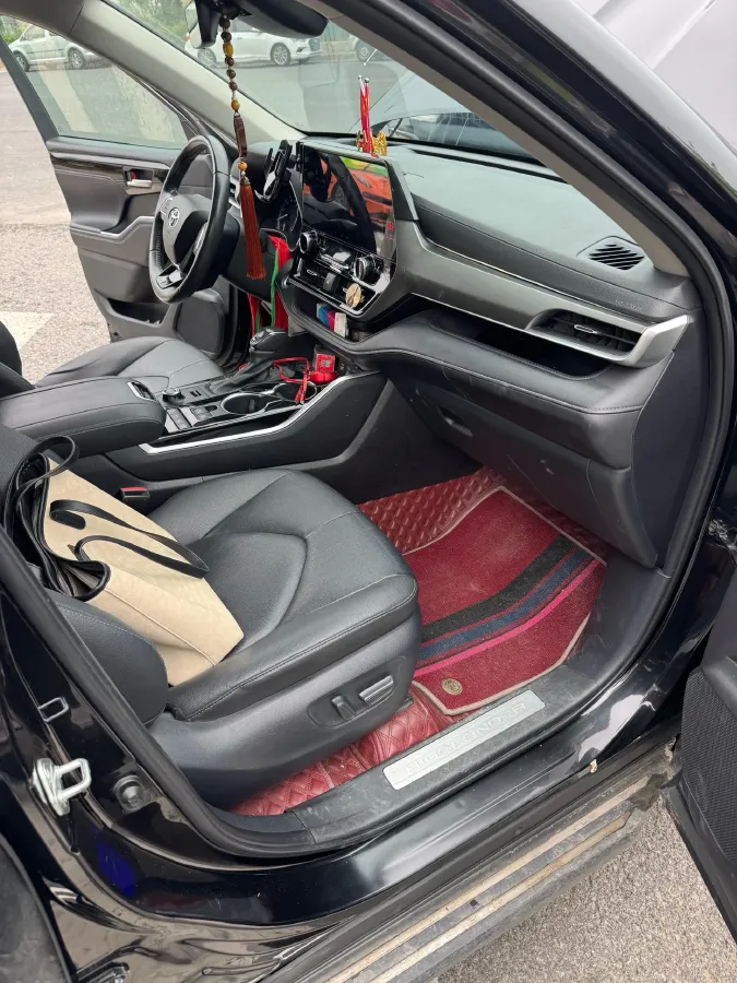 2022 Toyota Highlander 2.0T 248HP L4 8AT,autocango,china used car exporter,china ev exporter,chinese used car exporter,chinese used ev exporter